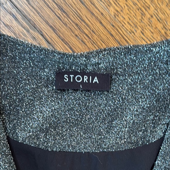 Storia Women’s Large Metallic Gray Silver Jumpsuit w Waist Tie - Picture 2 of 7